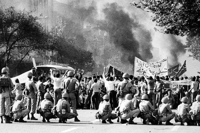 یزد فردا :نگاهی به قیام خونین ۱۷ شهریور 1357 یزد فردا :نگاهی به قیام خونین ۱۷ شهریور 1357