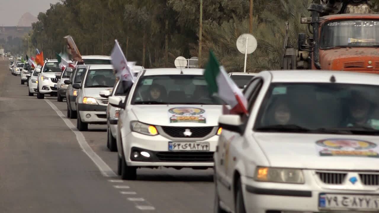 کاروان رالی «قهرمان من» با استقبال مردمی وارد بافق شد