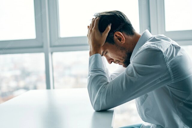 نقش یوگا در کاهش علائم افسردگی