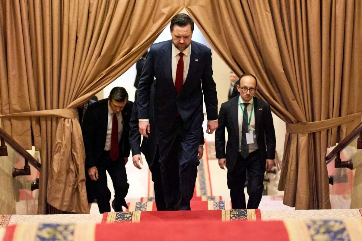موضع‌گیری جدید وزیر کشور پاکستان درباره مذاکرات ایران و آمریکا